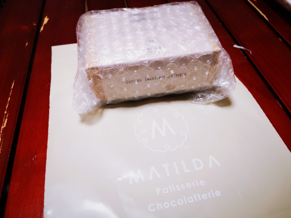 洋菓子店マチルダの魚型チョコレートポワソン